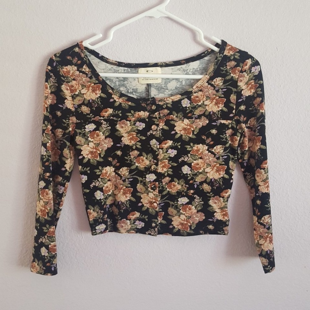 Urban Outfitters Button Floral Crop Top Grunge